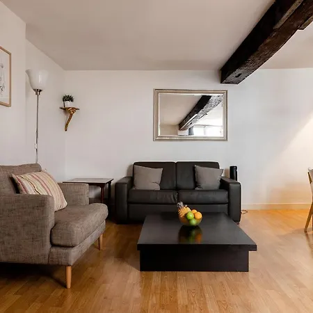 Private Apartment - Central Paris - Chatelet Διαμέρισμα Παρίσι
